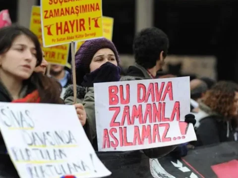 Madımak’ta iki çocuğunu yitiren Kaya, AYM’nin tazminat kararına tepkili: ‘Sus payı’ değil adalet! Haber gorseli